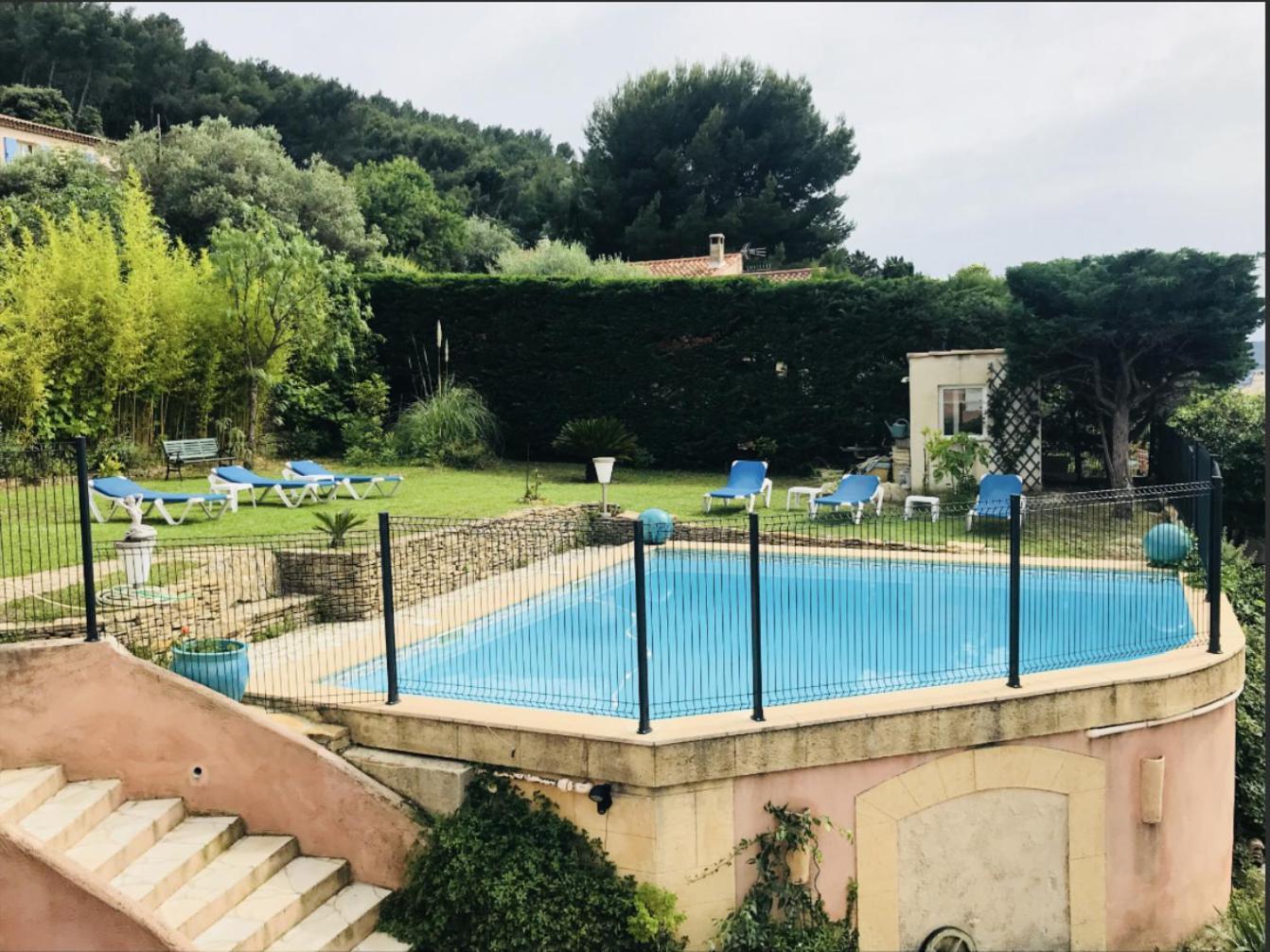 Gite Grand R Ceyreste Buitenkant foto